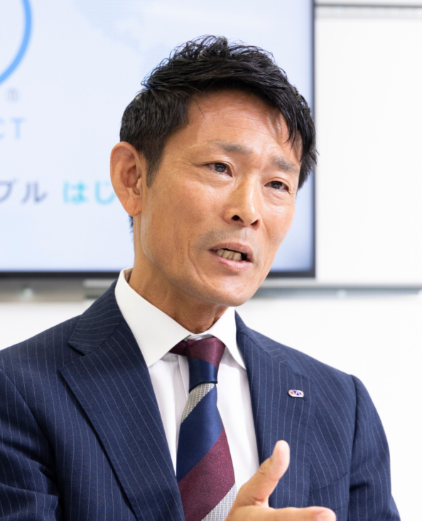 山田 啓輔 氏